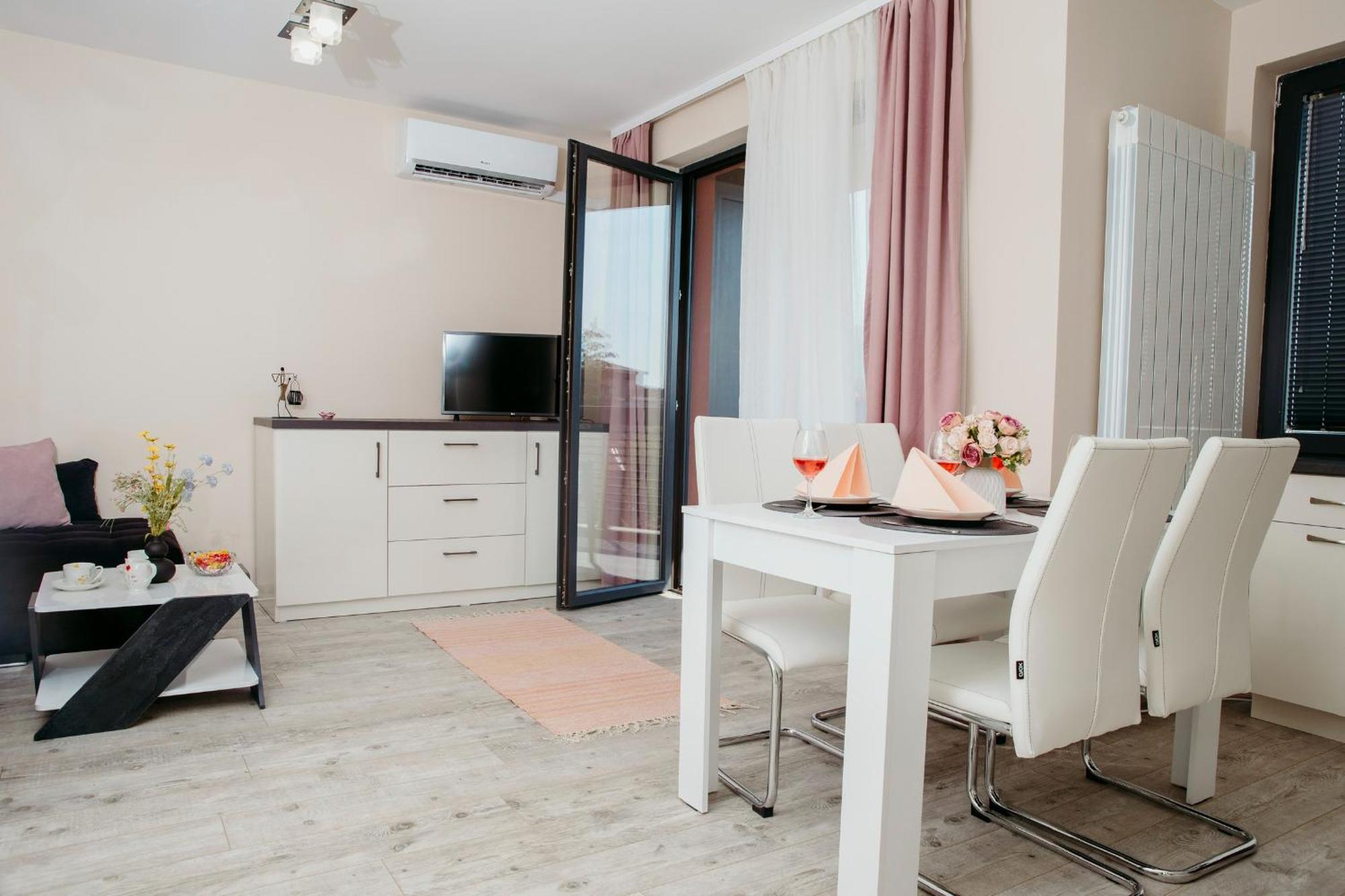 Rose Valley Apartment 卡赞勒克 外观 照片