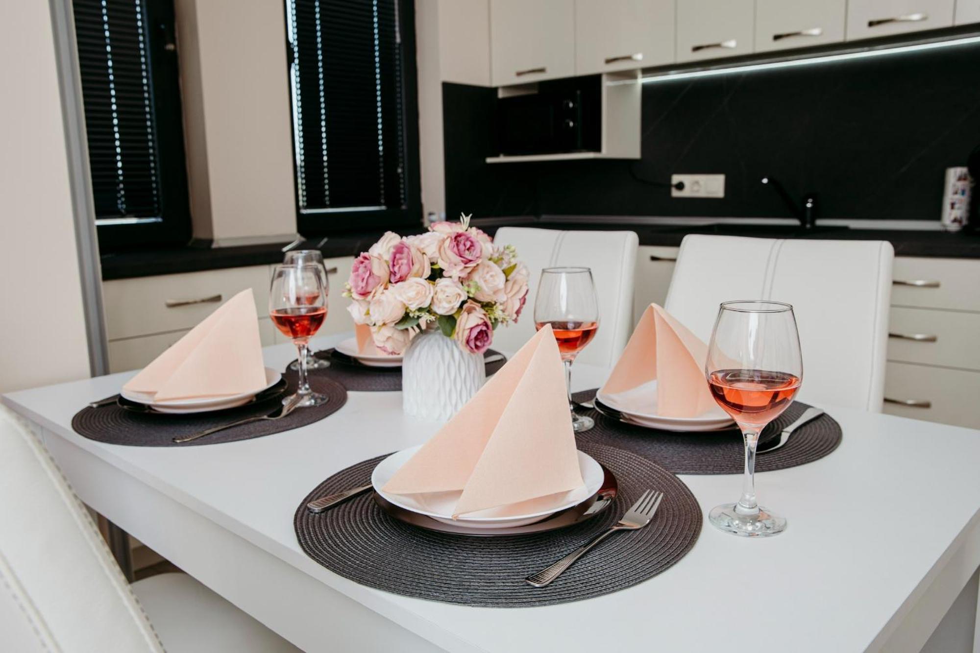Rose Valley Apartment 卡赞勒克 外观 照片