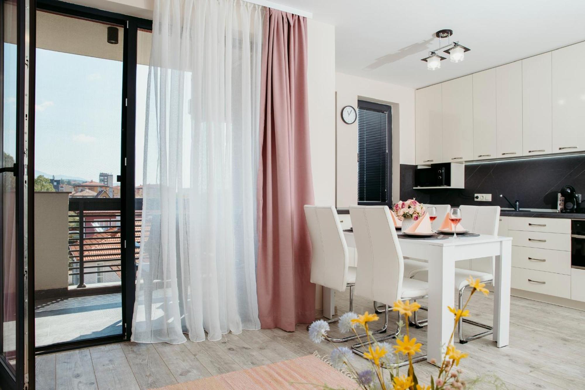 Rose Valley Apartment 卡赞勒克 外观 照片